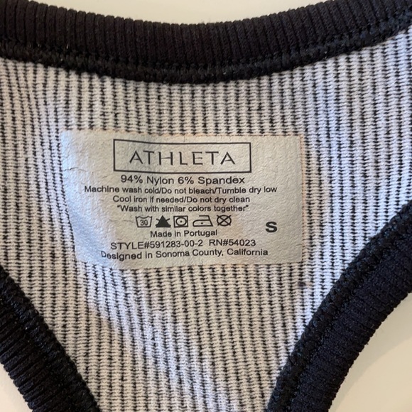 Athleta Razor Back Tank - Picture 3 of 3